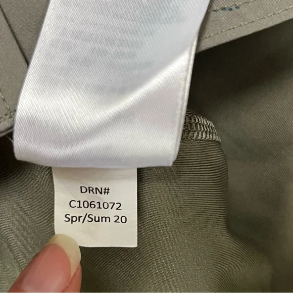 Eddie Bauer Olive Camo Green Skorts Casual Adventurer arrow print - Picture 15 of 16